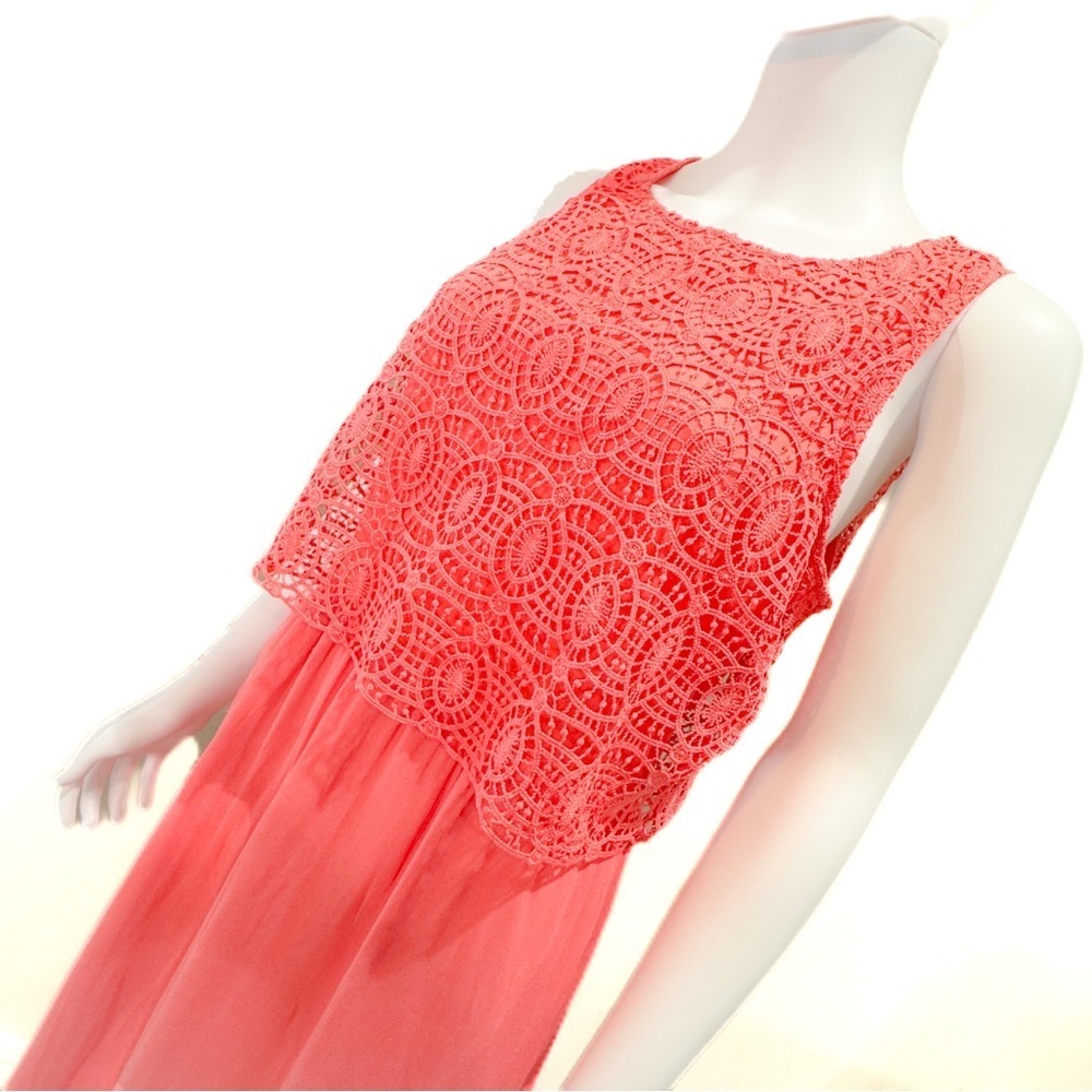 Loft coral crochet overlay shift dress ❤️ - Picture 4 of 5